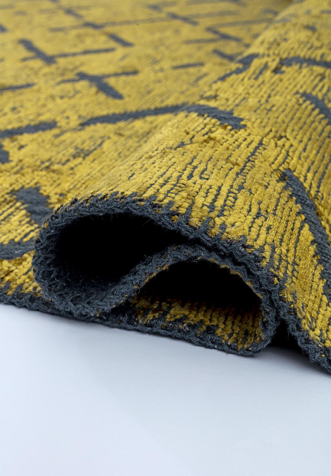 MYSTIQUE YELLOW RUG
