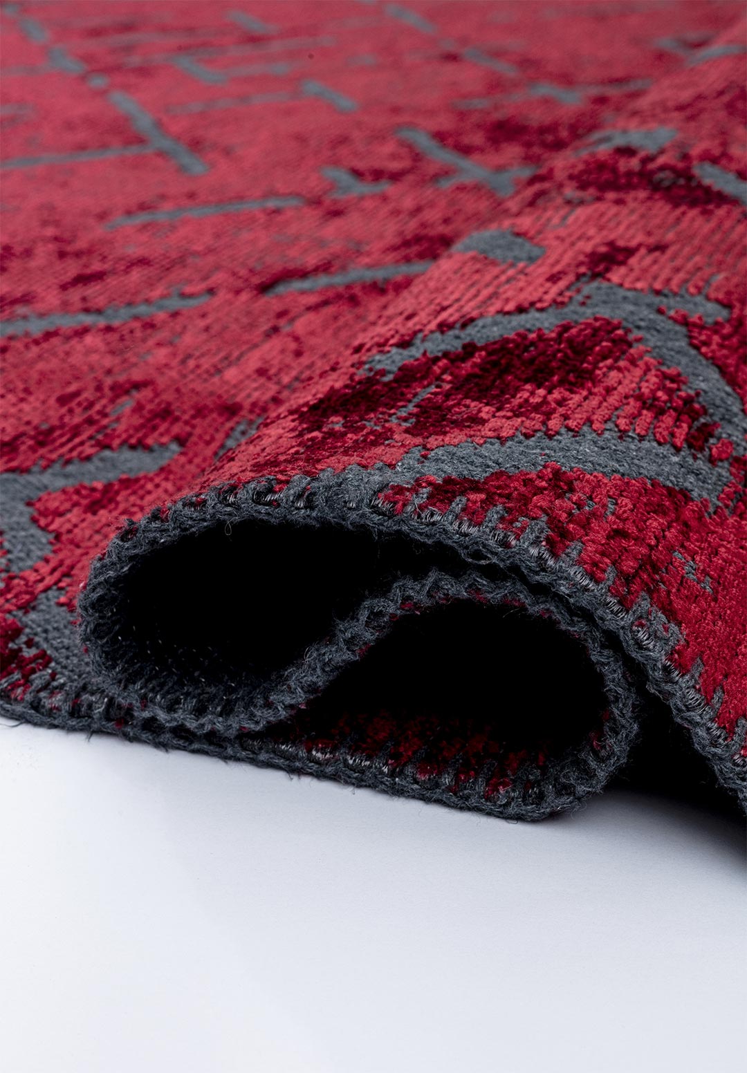 MYSTIQUE RED RUG