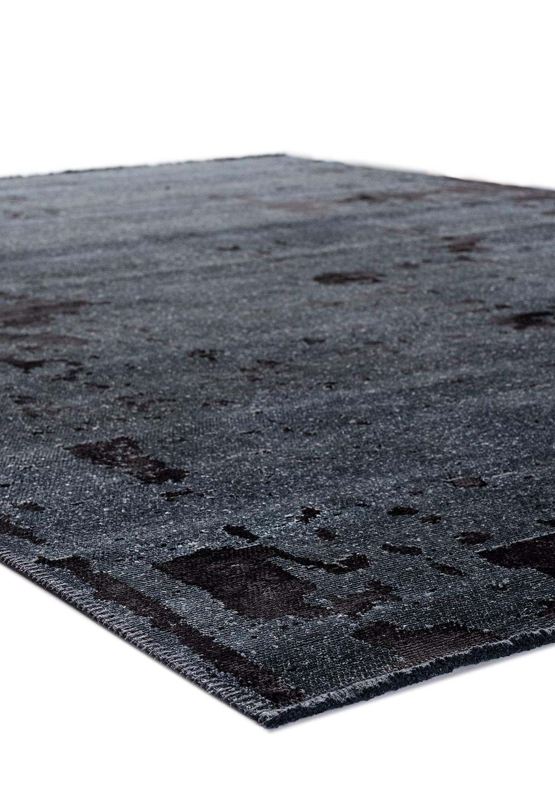 VERONA BLACK - MATTE BLACK RUG