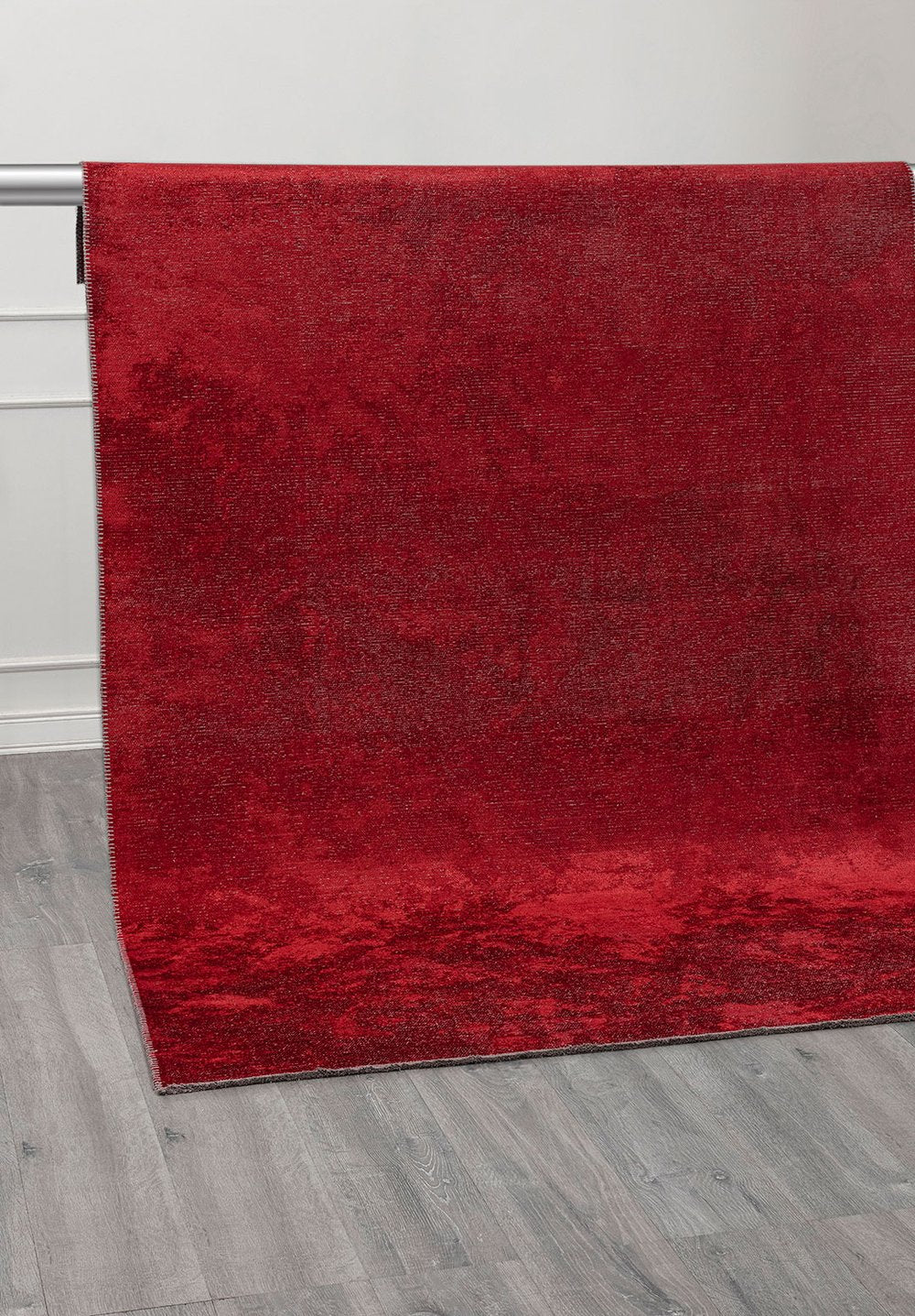 PLAIN RED (M) RUG