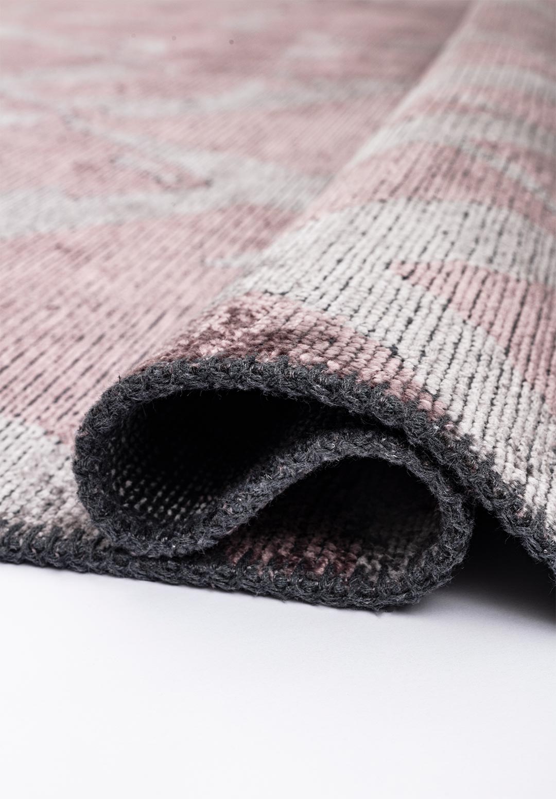 FADE LIGHT GREY - DAMSON RUG