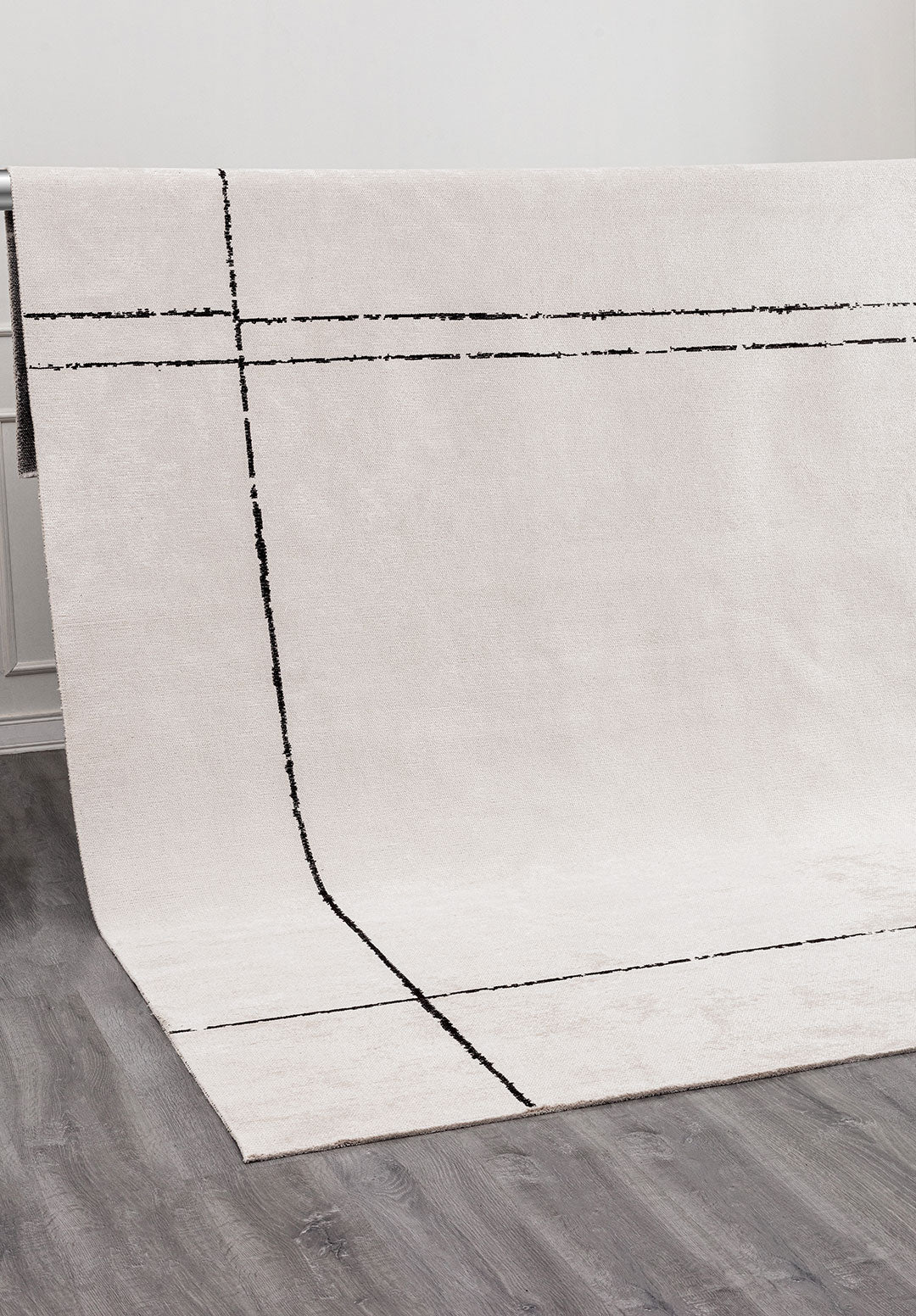 TRAIL BLACK - ECRU RUG