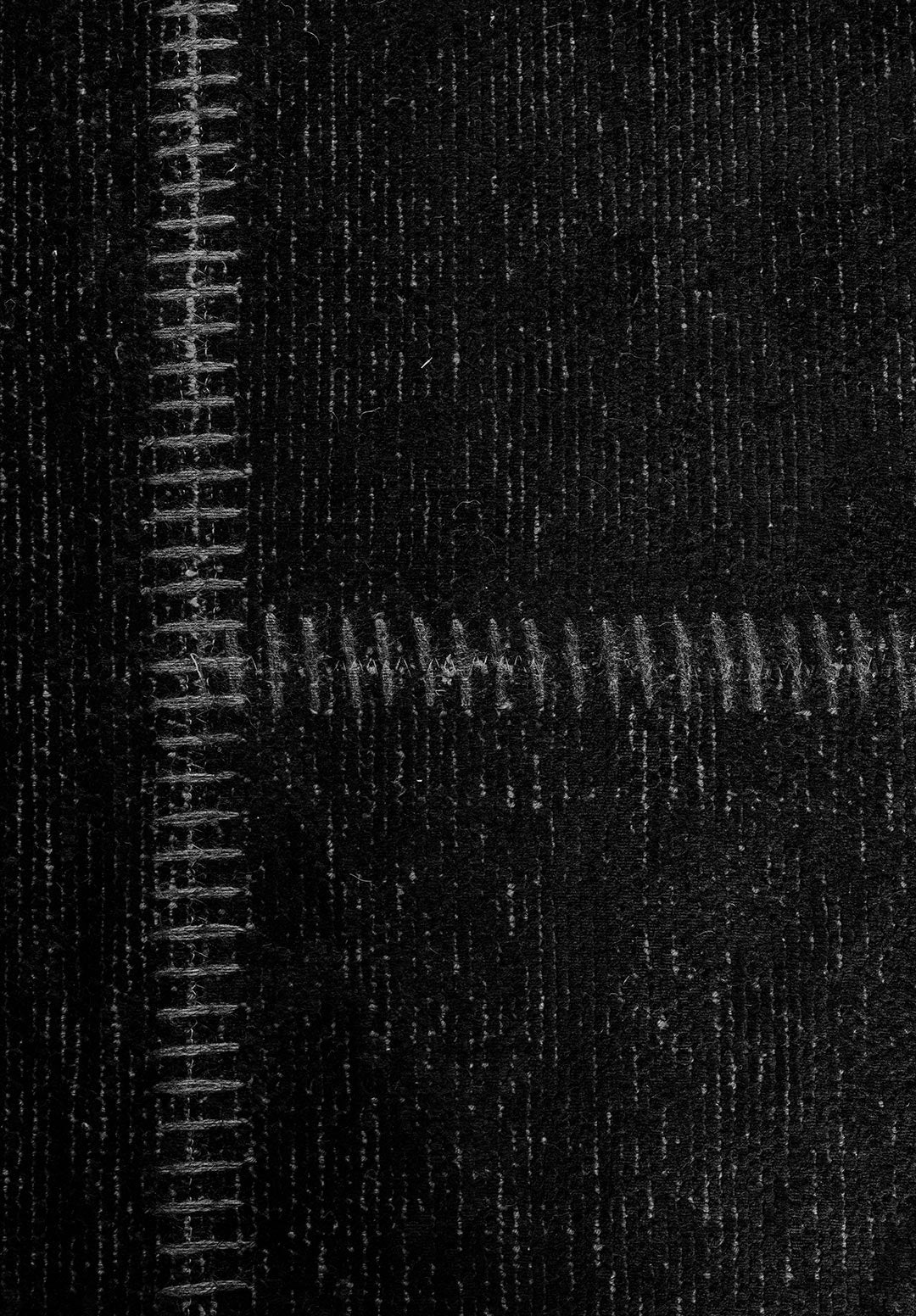 PATCH BLACK RUG