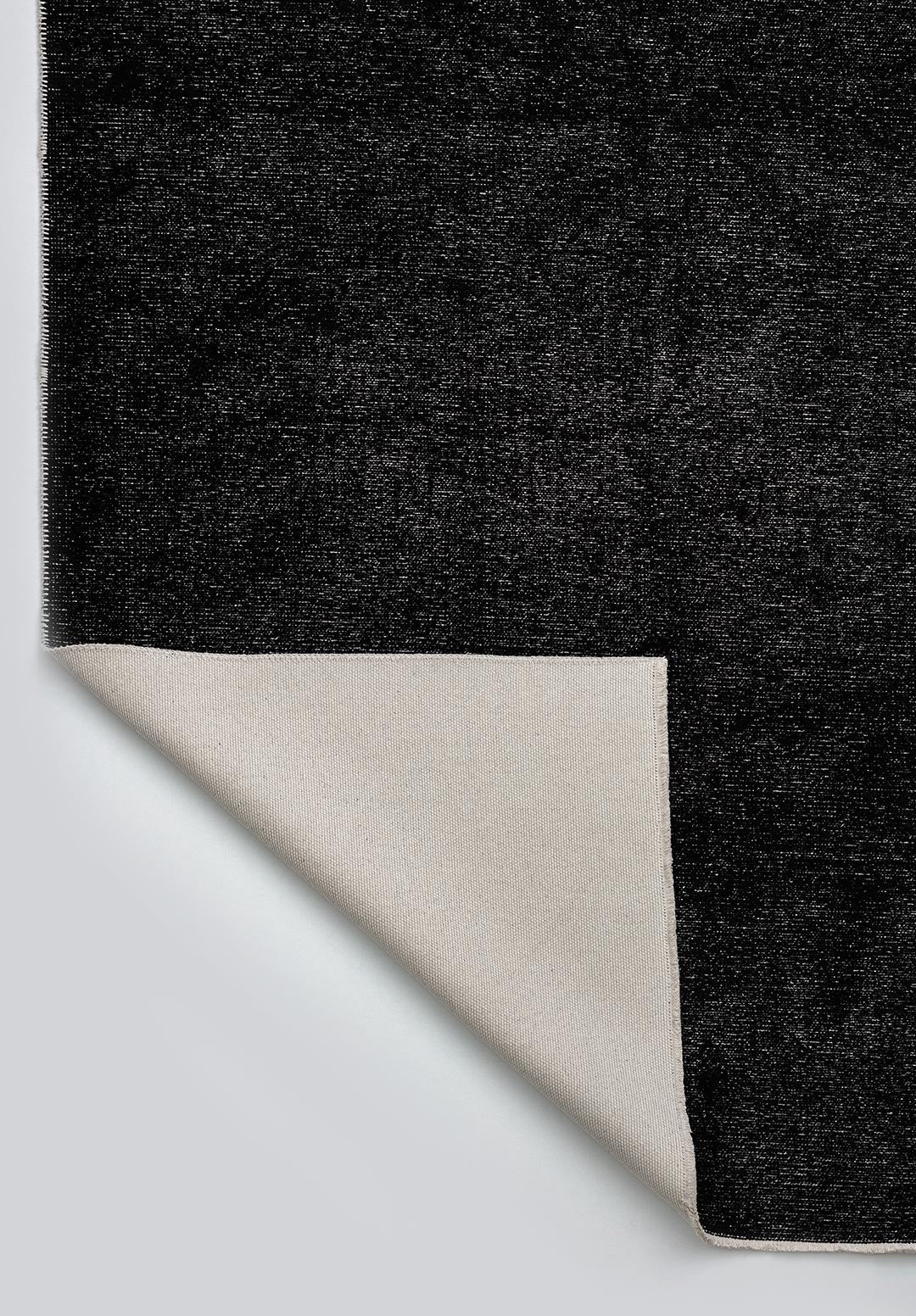 PEARL BLACK RUG