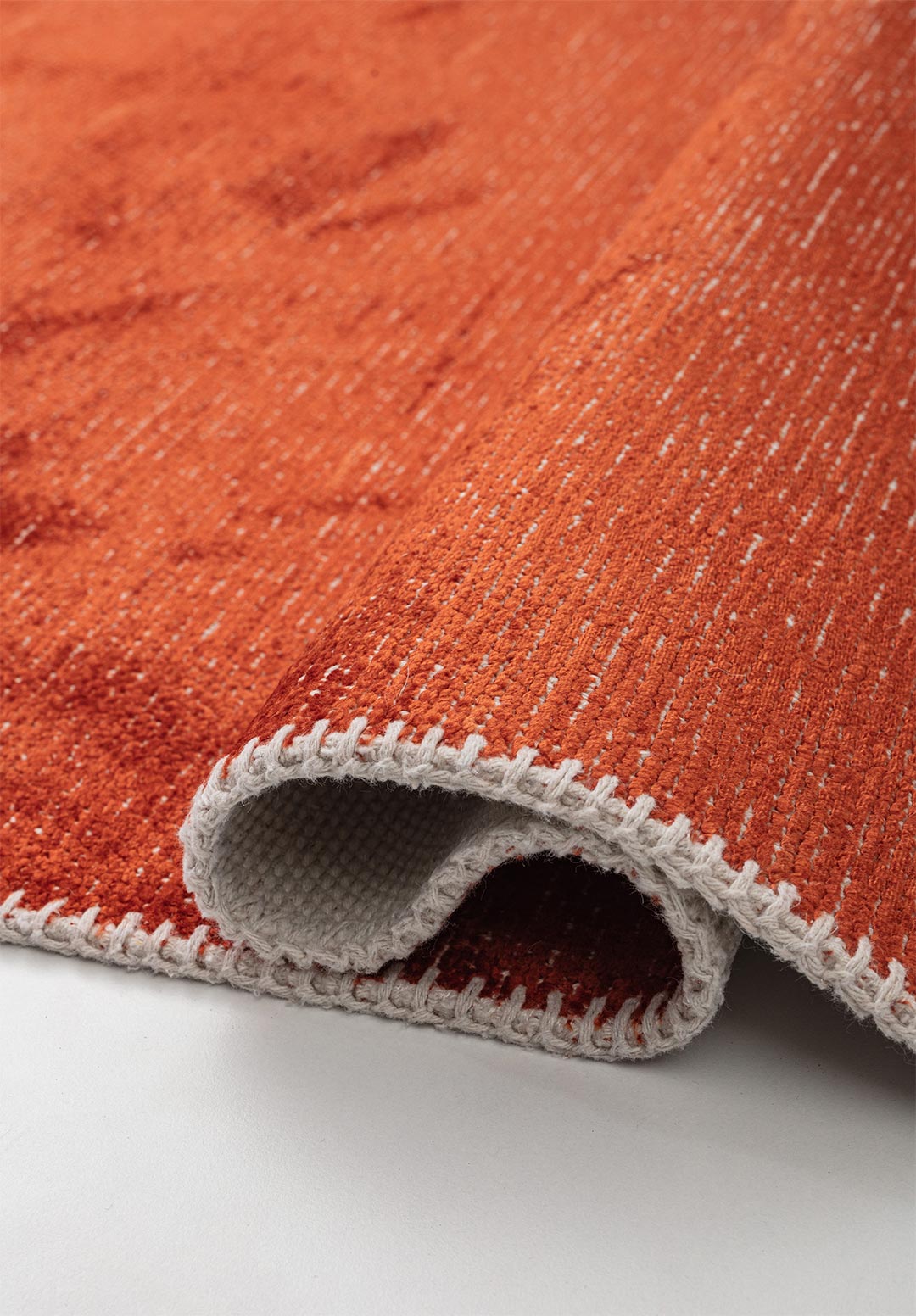 PEARL RUST RUG