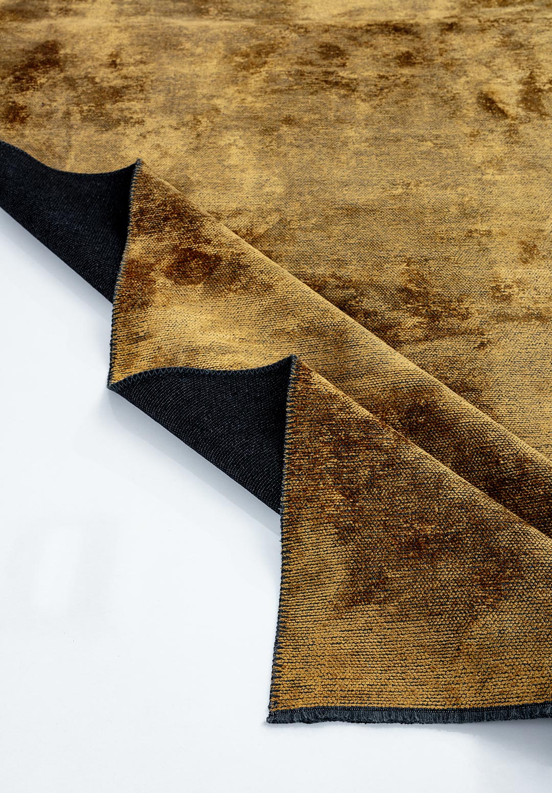 PLAIN GOLD (A) RUG