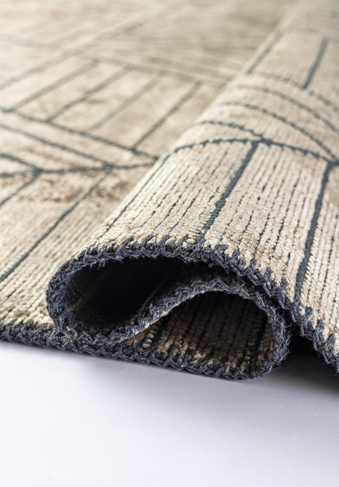 BERGAMO BEIGE RUG