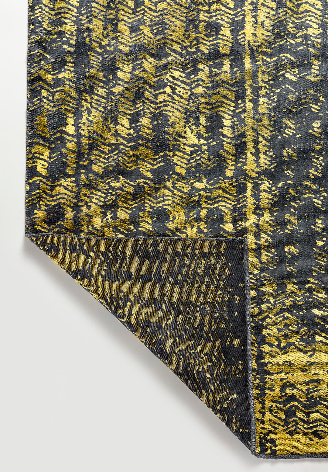 TERAMO MATTE BLACK - YELLOW RUG