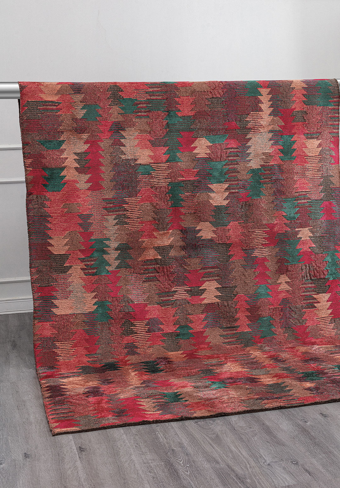 CLAN LIGHT CORAL - FUSCHIA - DARK GREEN RUG