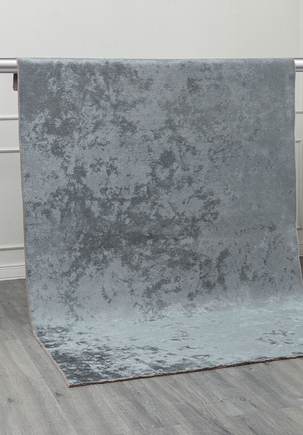 PLAIN BLUE (M) RUG